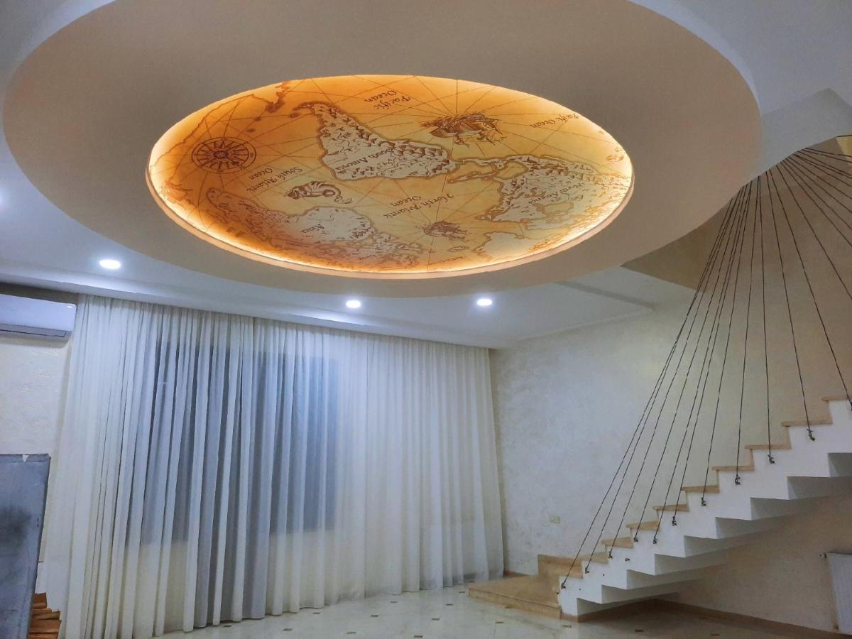 Inaisi Hotel Кутаїсі Екстер'єр фото