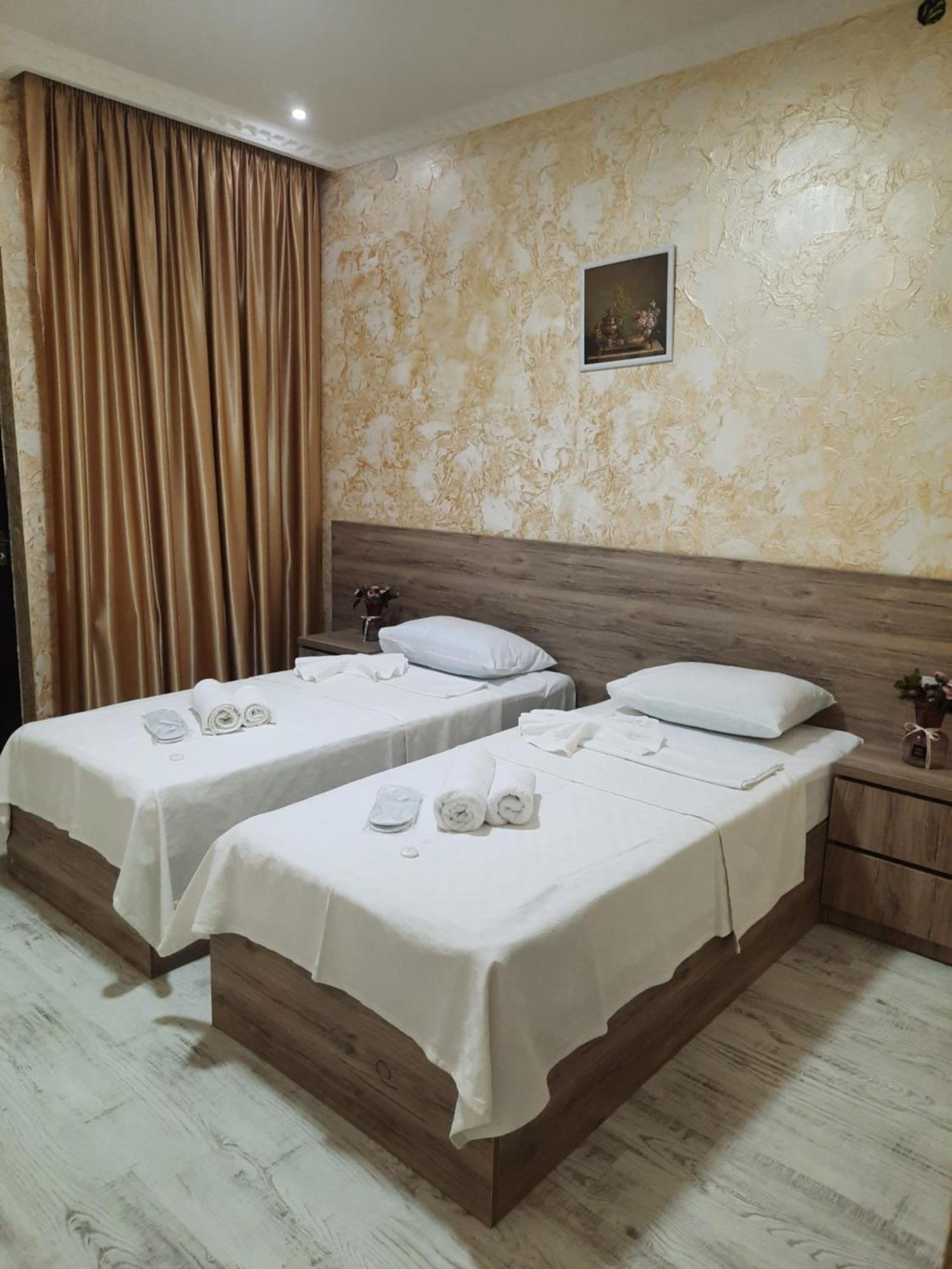 Inaisi Hotel Кутаїсі Номер фото